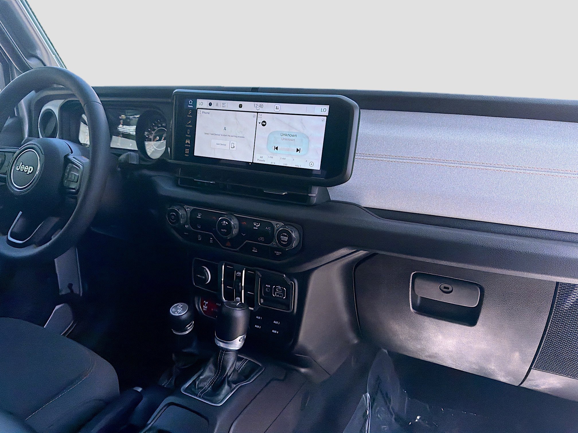 Used 2024 Jeep Gladiator Sport image 30