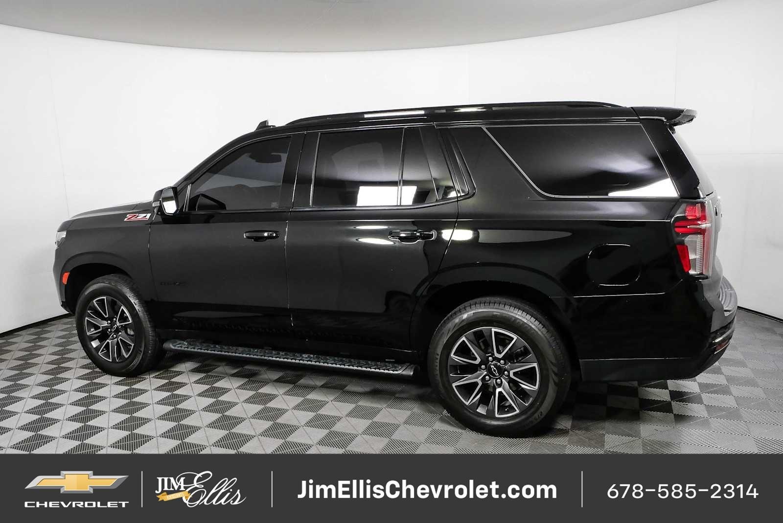 Certified 2023 Chevrolet Tahoe Z71 w/ Luxury Package AWD/4WD image 31