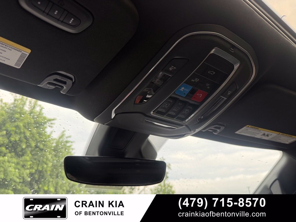 Used 2022 Jeep Wagoneer Series III w/ Premium Group I AWD/4WD image 19