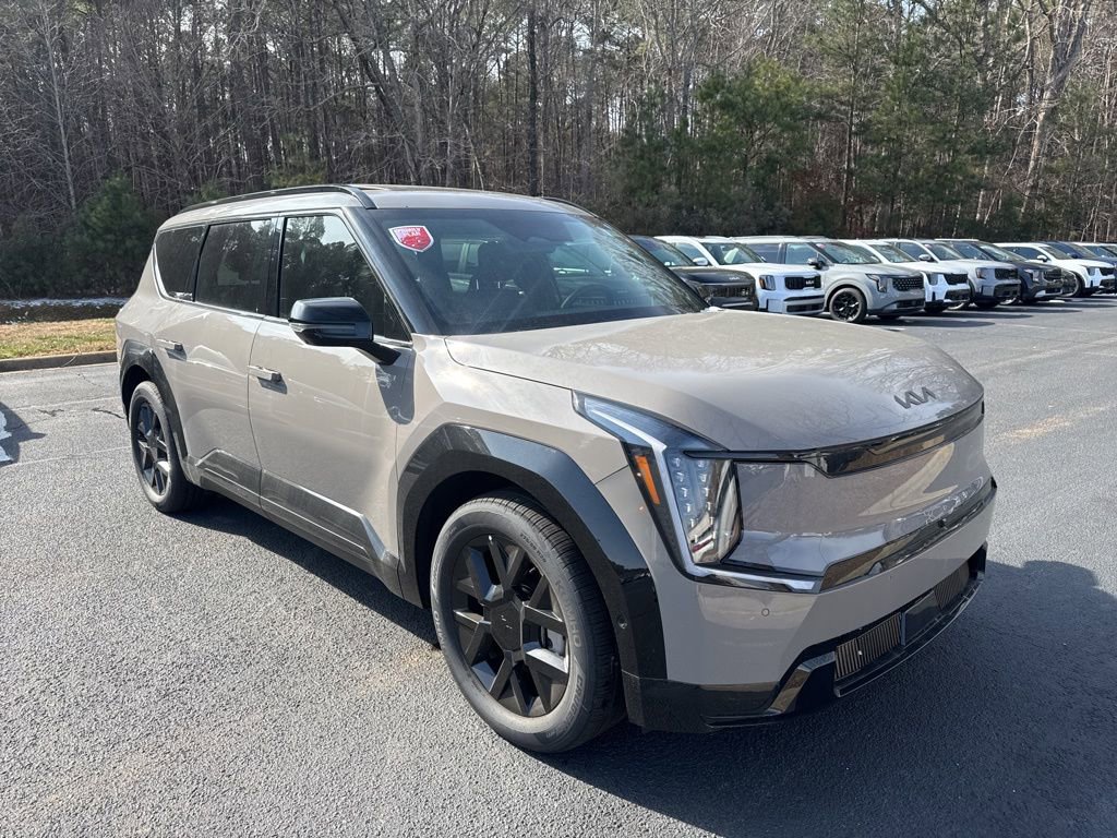 New 2026 Kia EV9 Land w/ Nightfall Edition Package