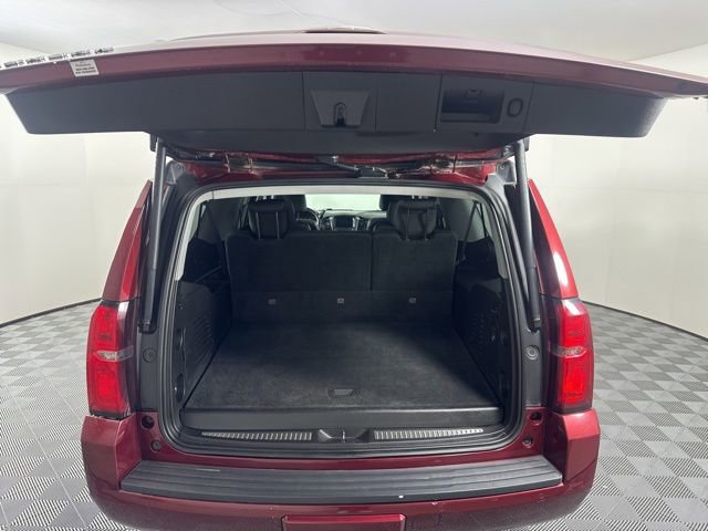 Used 2018 Chevrolet Suburban LT image 13
