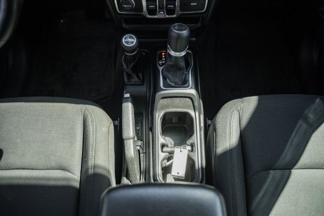 Used 2021 Jeep Wrangler Unlimited Sport AWD/4WD image 27