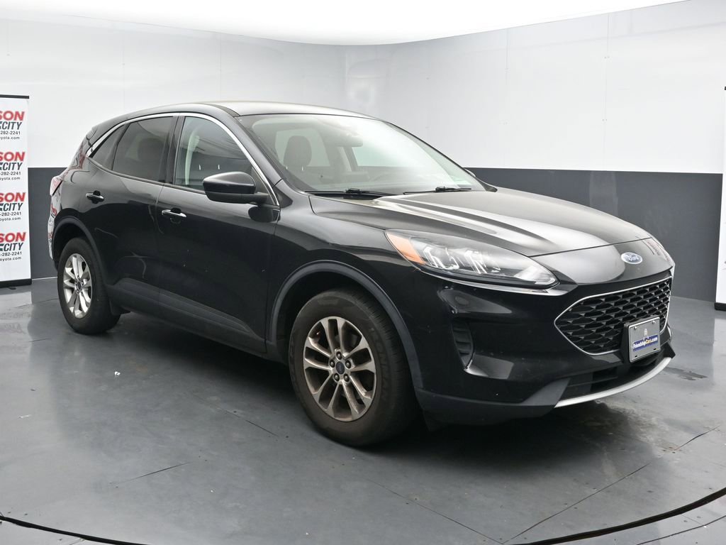 Used 2021 Ford Escape SE video 2