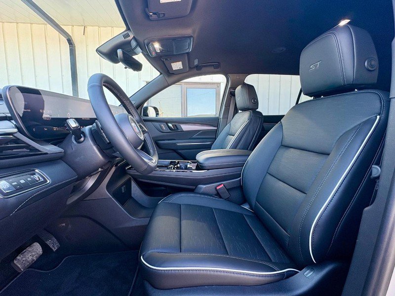 New 2026 Buick Enclave Sport Touring w/ Power Package FWD image 34