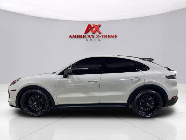 Used 2022 Porsche Cayenne Turbo GT image 3