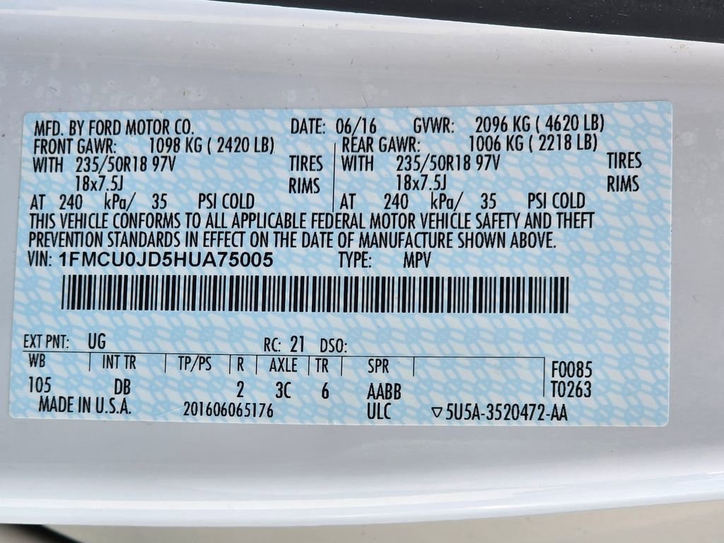 Used 2017 Ford Escape Titanium FWD image 28