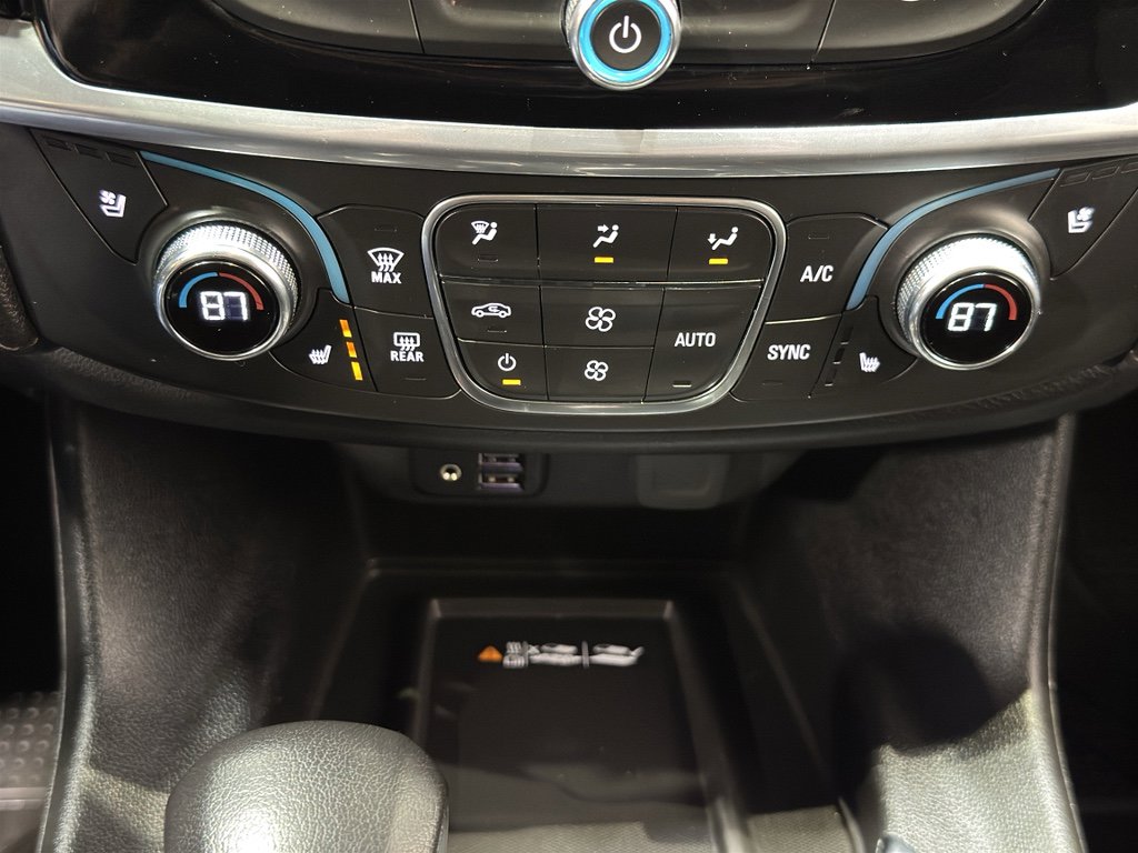 Used 2023 Chevrolet Traverse High Country image 33