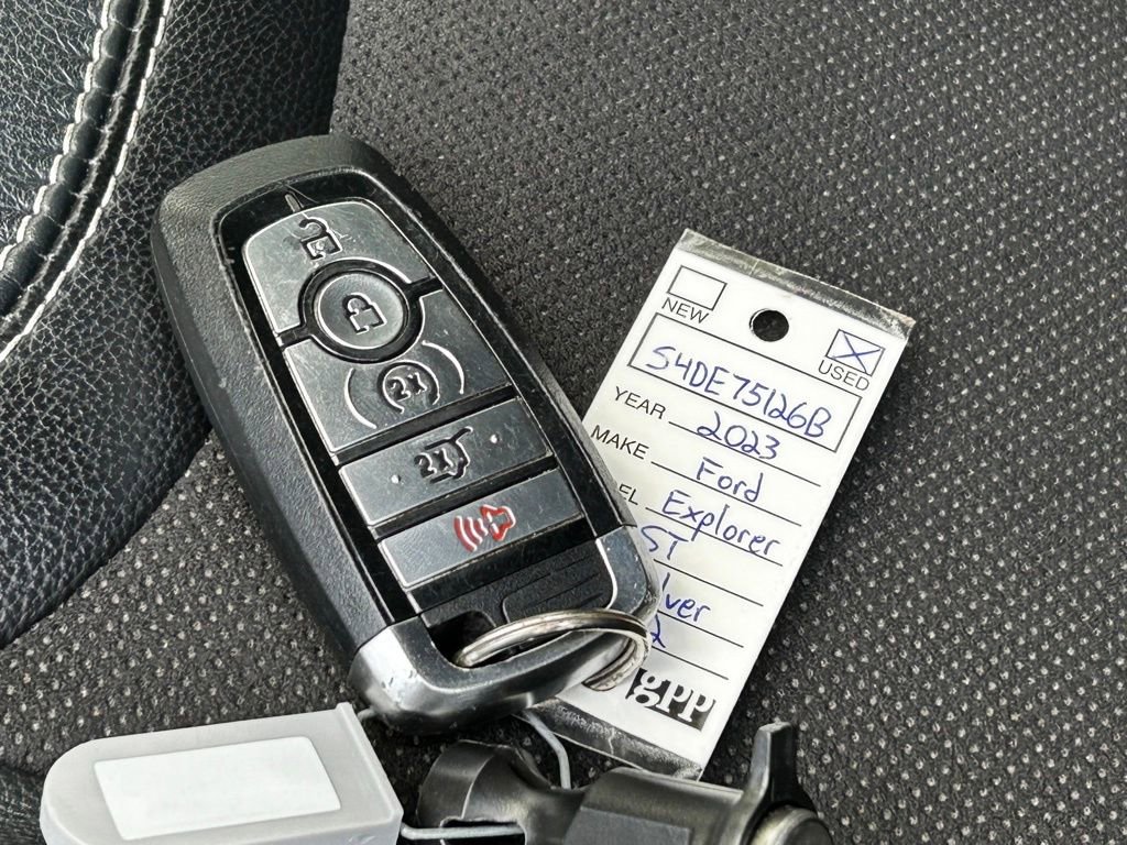 Used 2023 Ford Explorer ST AWD/4WD image 51