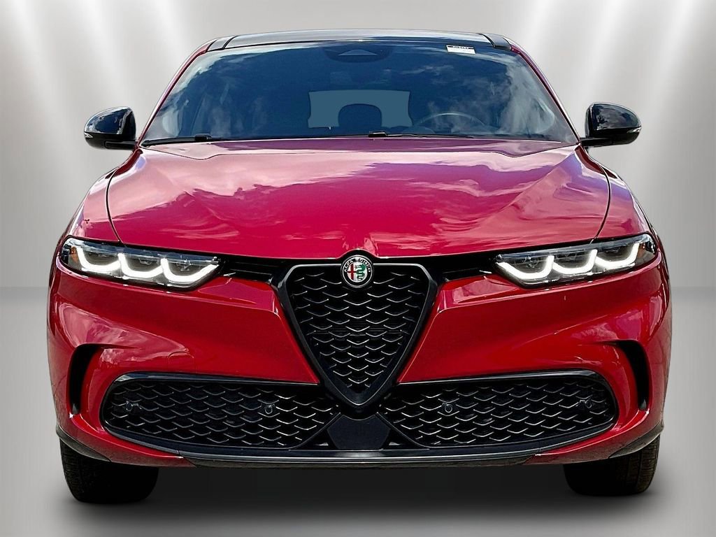 Used 2024 Alfa Romeo Tonale Veloce AWD/4WD image 2