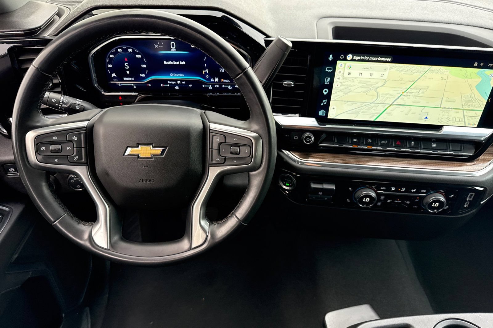 Used 2025 Chevrolet Silverado 1500 LT AWD/4WD image 11