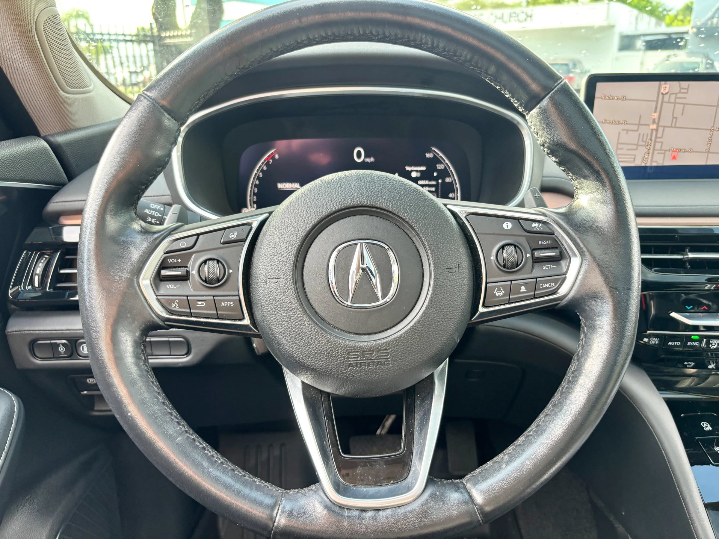 Used 2022 Acura MDX w/ Technology Package AWD/4WD image 10