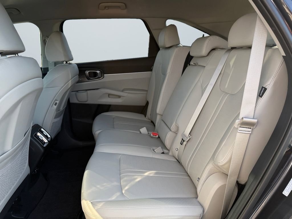 New 2026 Kia Sorento EX image 13