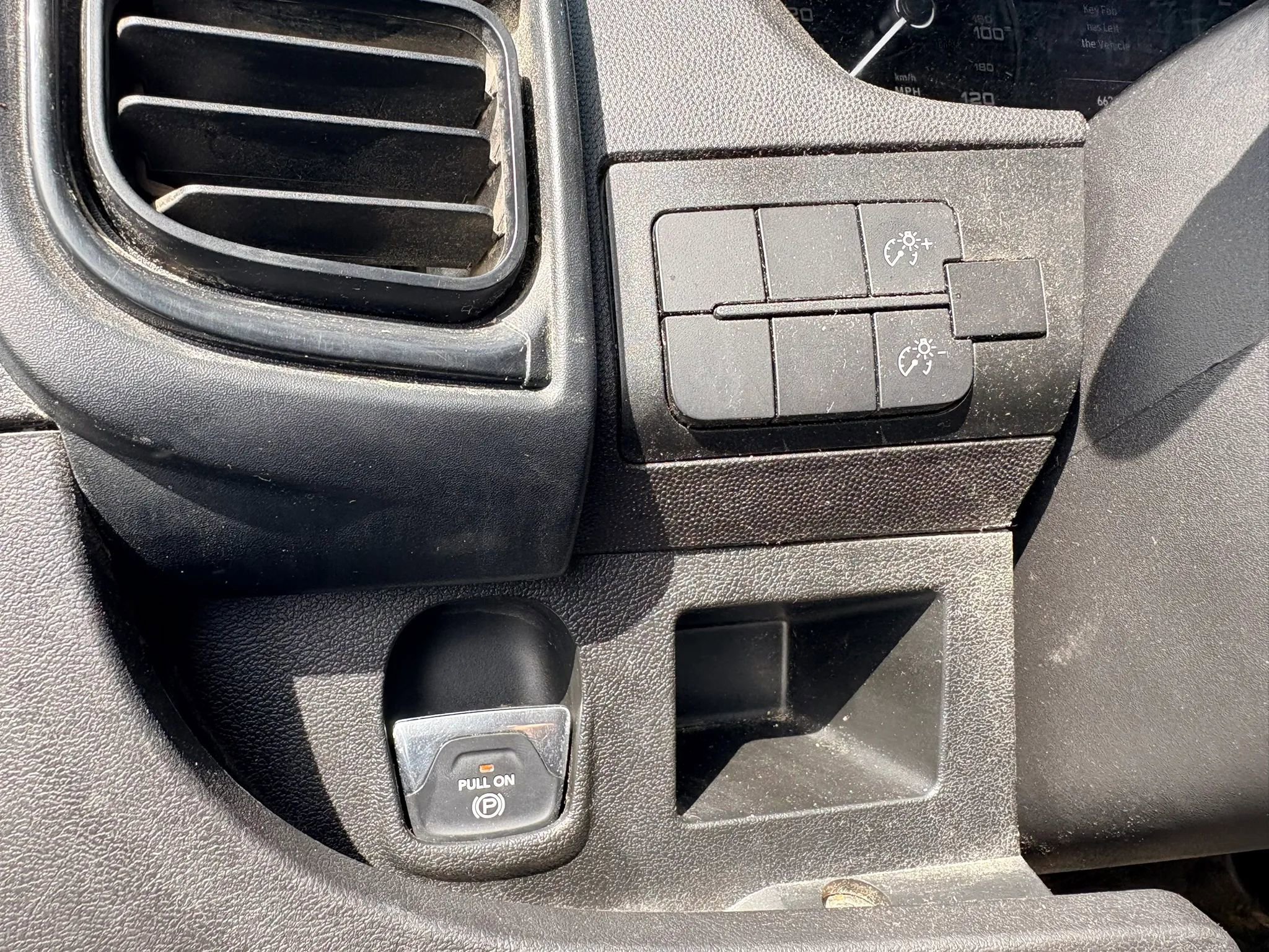 Used 2023 RAM ProMaster 2500 image 21