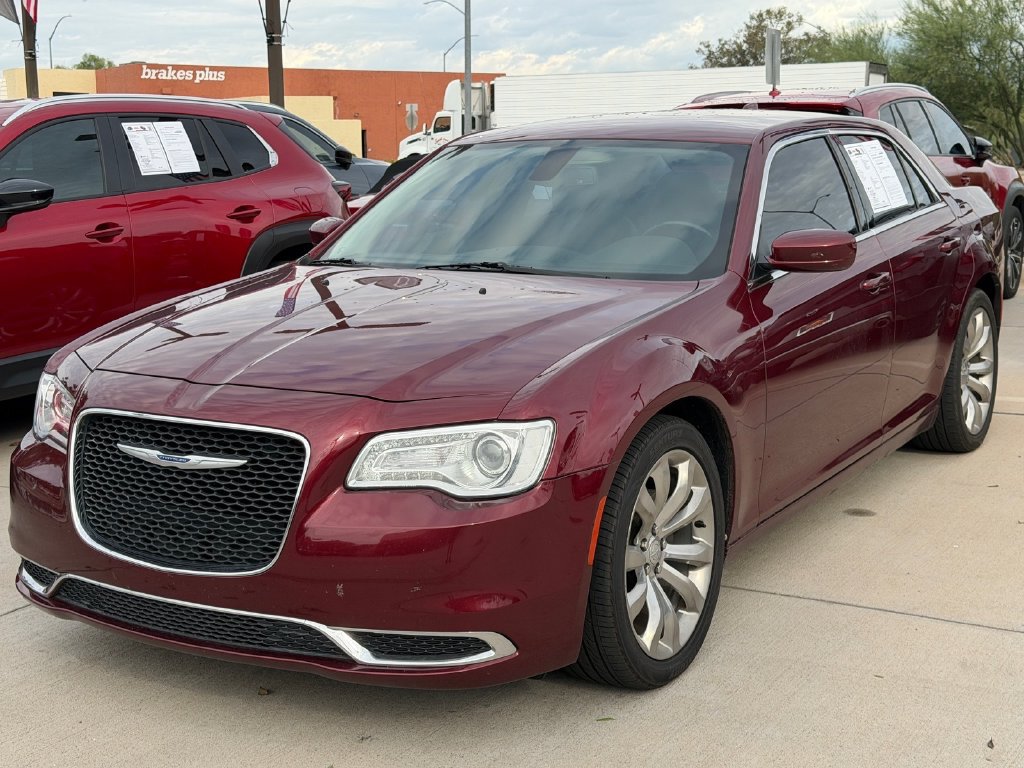 Used 2020 Chrysler 300 Touring L w/ Quick Order Package 2EF RWD image 2