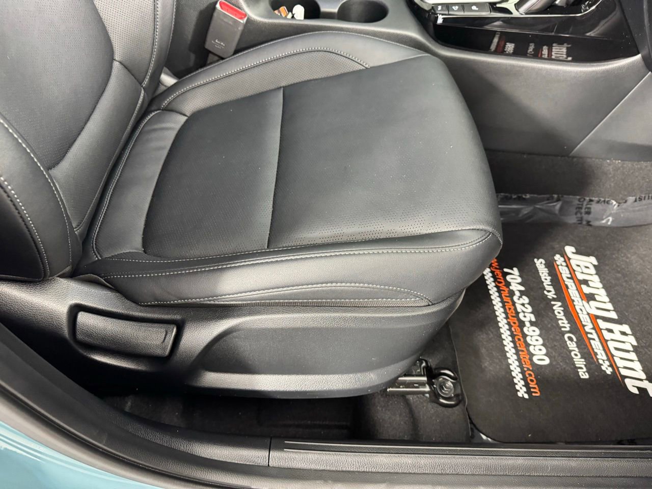 Used 2025 Kia Seltos EX image 35