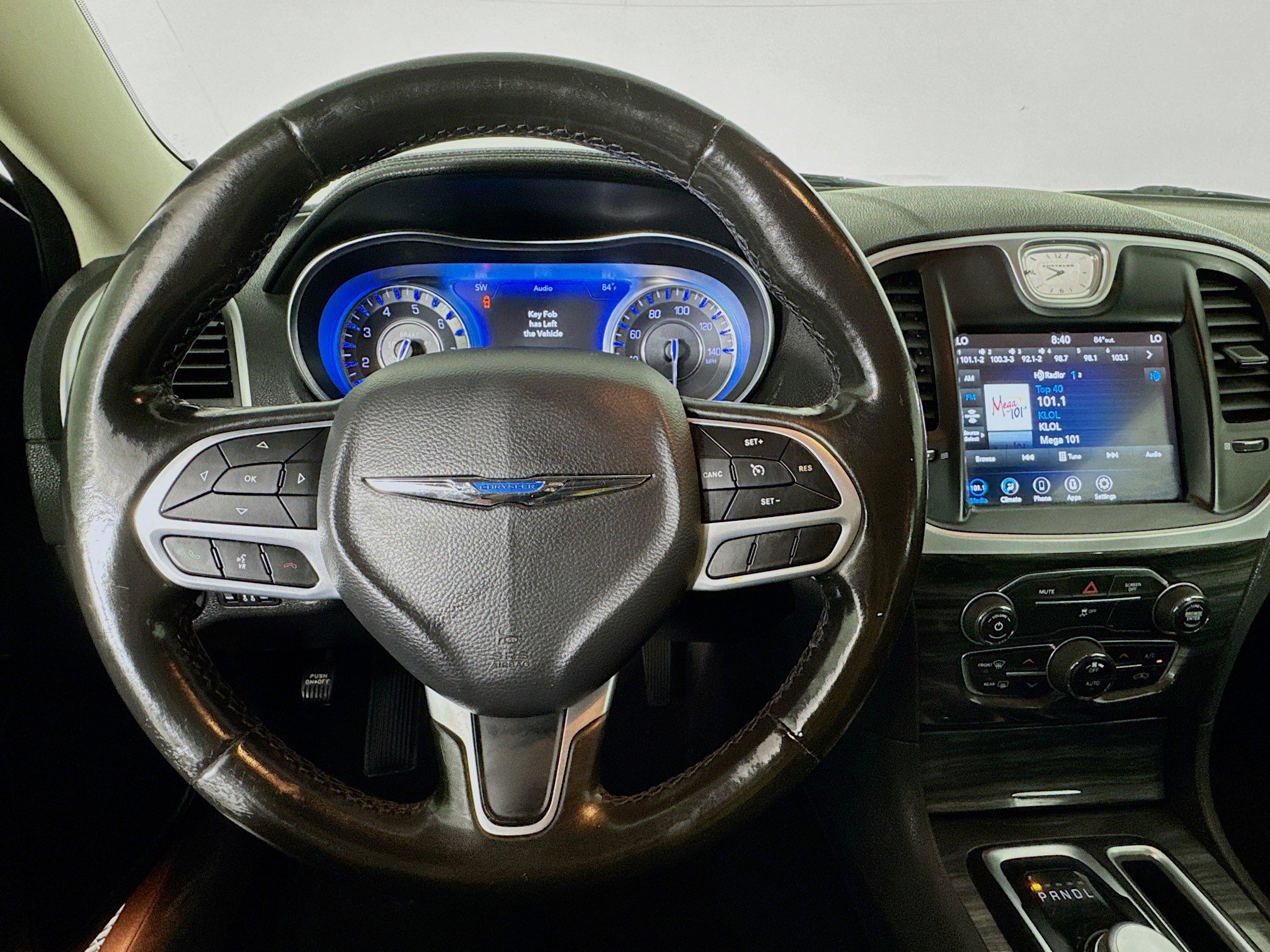Used 2020 Chrysler 300 Touring RWD image 11