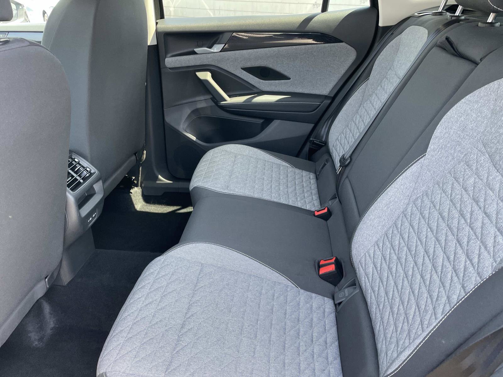 Certified 2025 Volkswagen Tiguan S FWD image 24