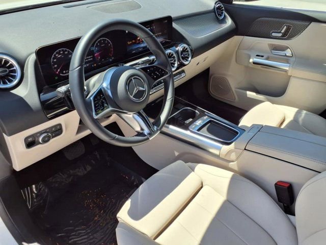 Used 2025 Mercedes-Benz GLA 250 image 10