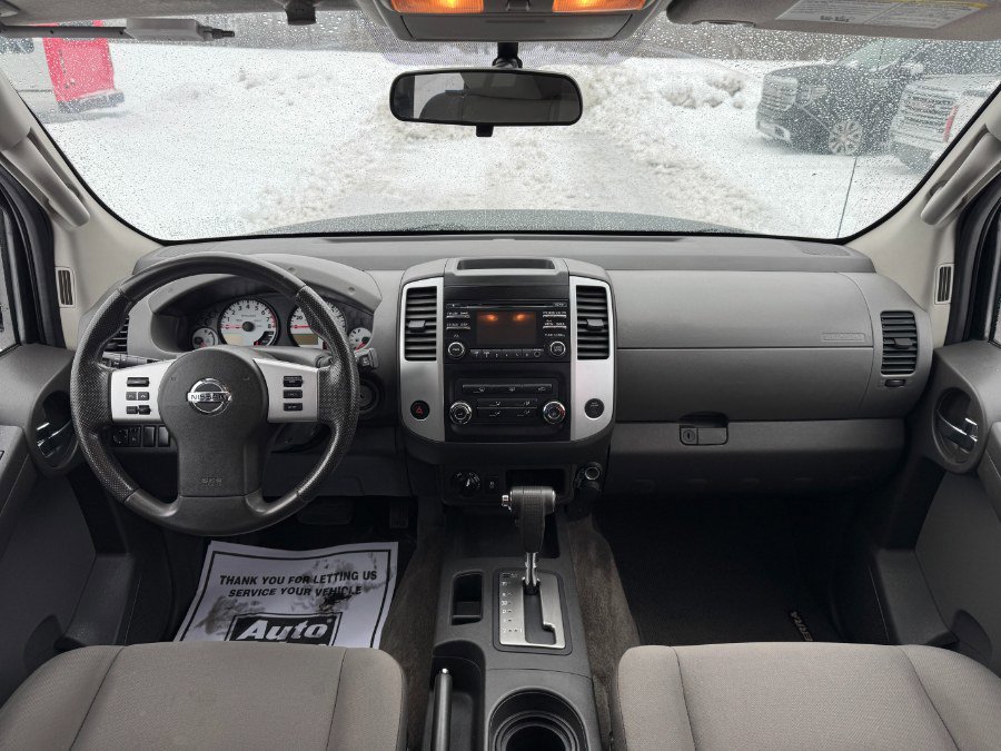 Used 2013 Nissan Xterra 4WD image 21