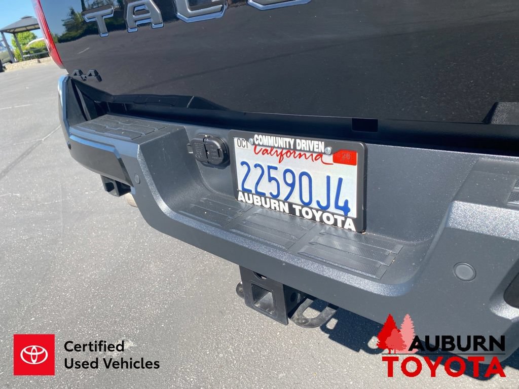 Certified 2025 Toyota Tacoma TRD Sport w/ TRD Sport Upgrade Package AWD/4WD image 10
