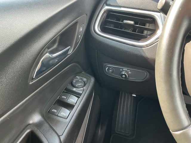 Used 2023 Chevrolet Equinox LT FWD image 24