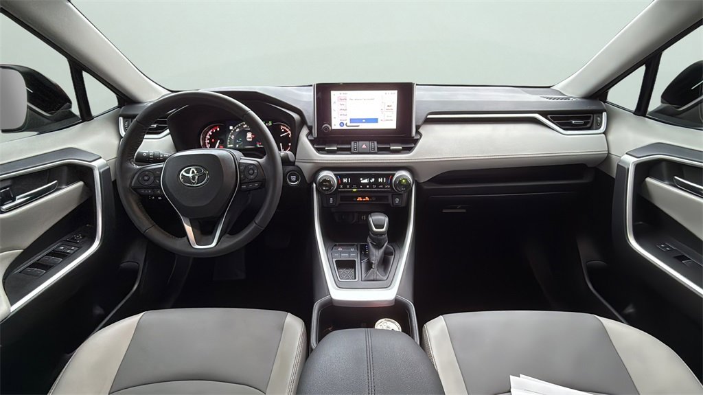 Used 2024 Toyota RAV4 XLE Premium image 14