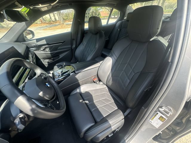 Used 2024 BMW 530i RWD image 11