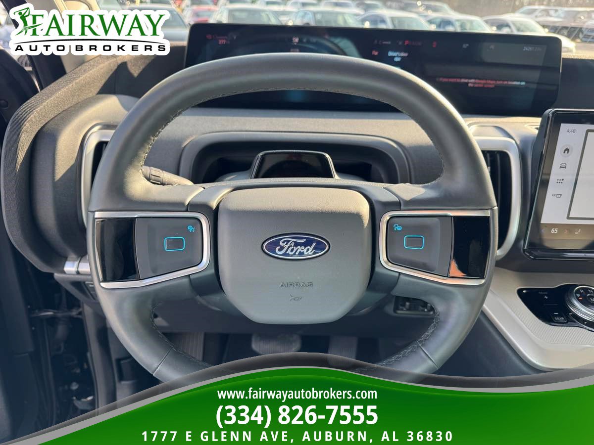 Used 2025 Ford Expedition Max Active image 19
