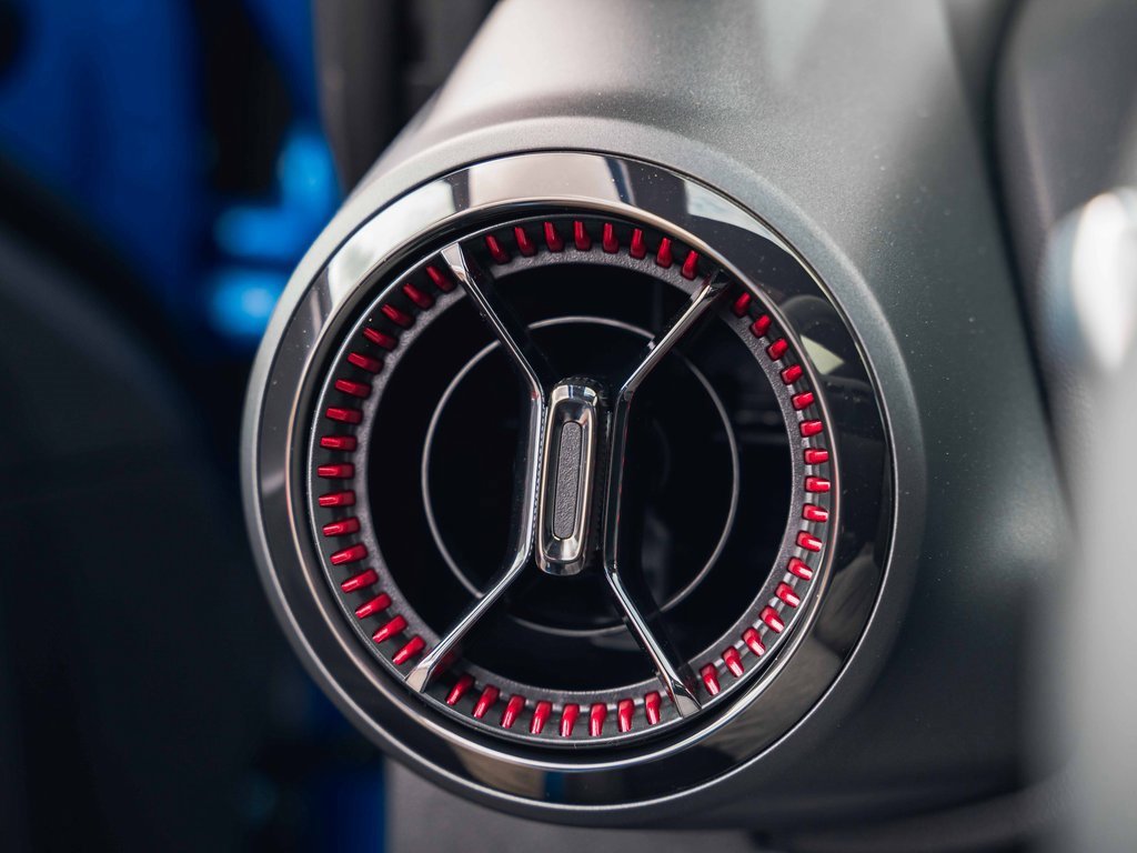 New 2025 Chevrolet Equinox EV RS image 42