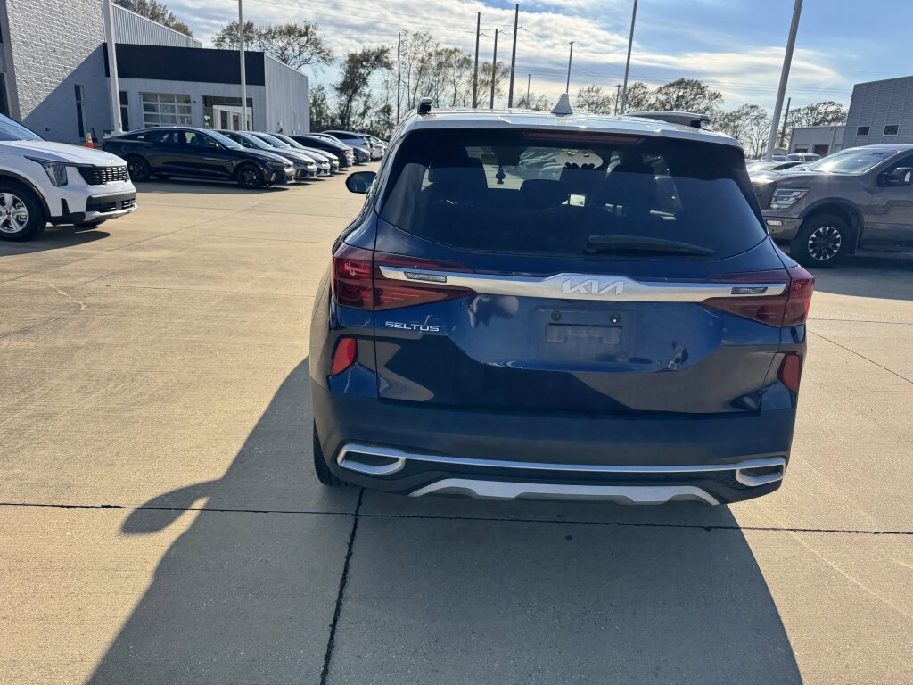 Used 2022 Kia Seltos S image 24
