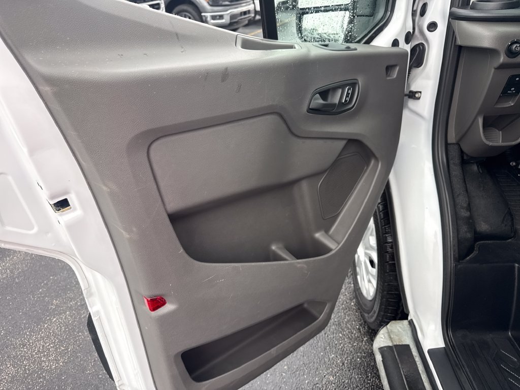 Used 2025 Ford Transit 250 Low Roof w/ Exterior Upgrade Package RWD image 30