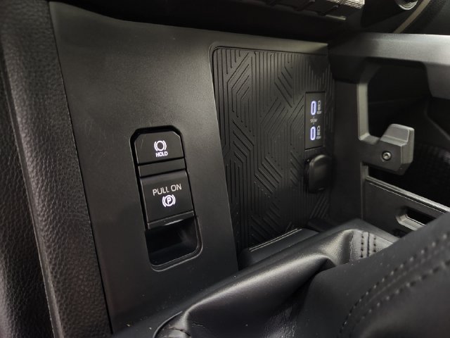 Used 2024 Toyota Tacoma TRD Sport AWD/4WD image 28