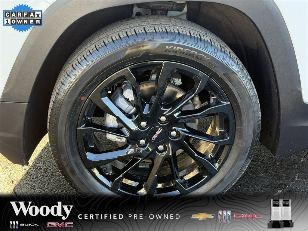 Certified 2023 GMC Terrain SLE w/ Elevation Edition image 11