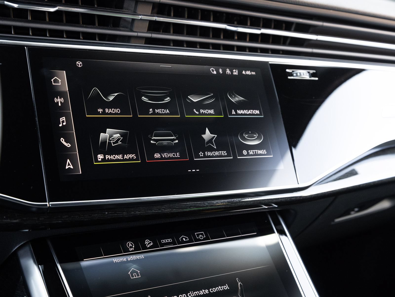 Used 2022 Audi Q7 2.0T Premium Plus w/ Premium Plus Package AWD/4WD image 23