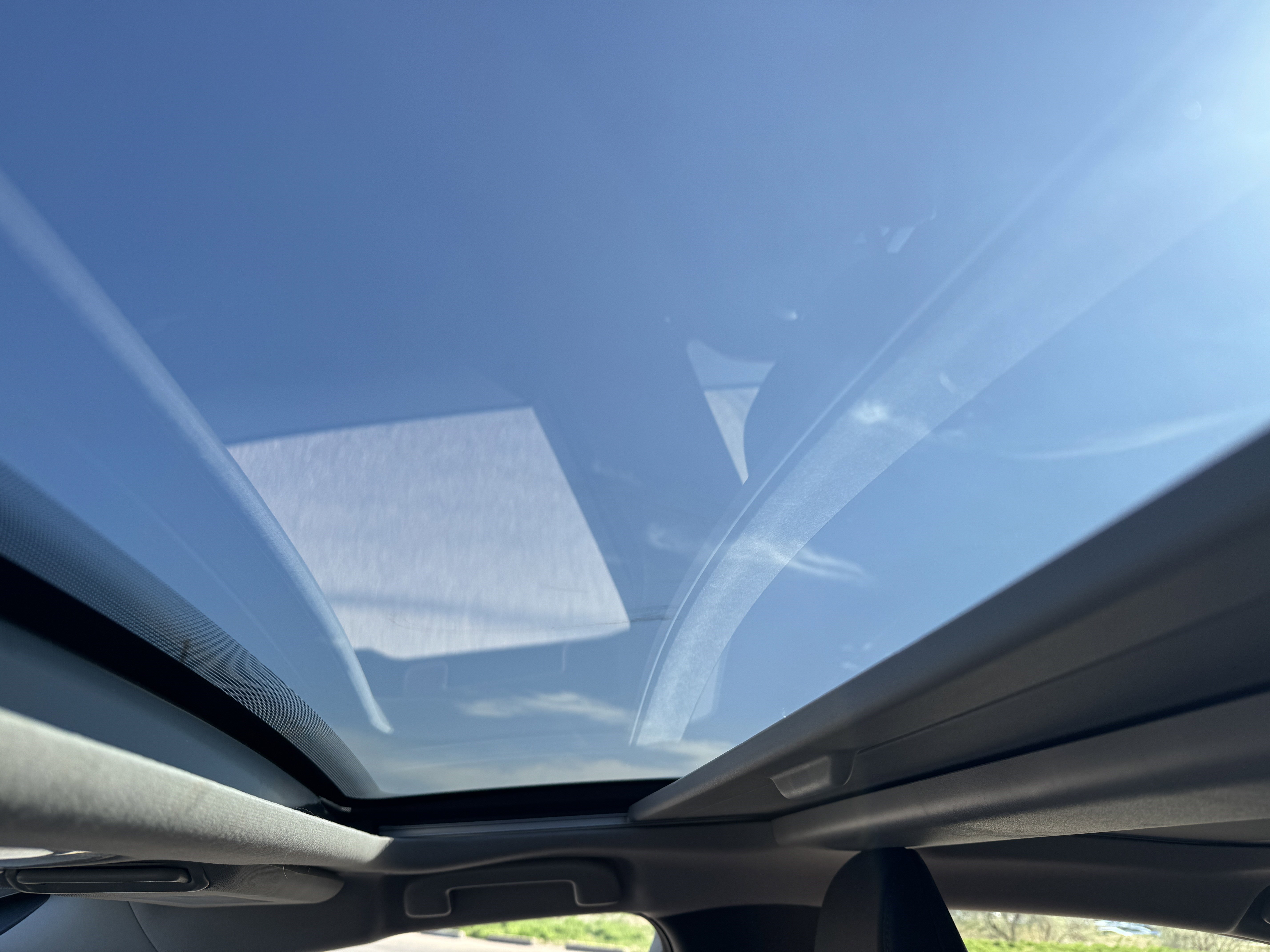 Used 2023 Toyota Prius Prime Premium FWD image 32