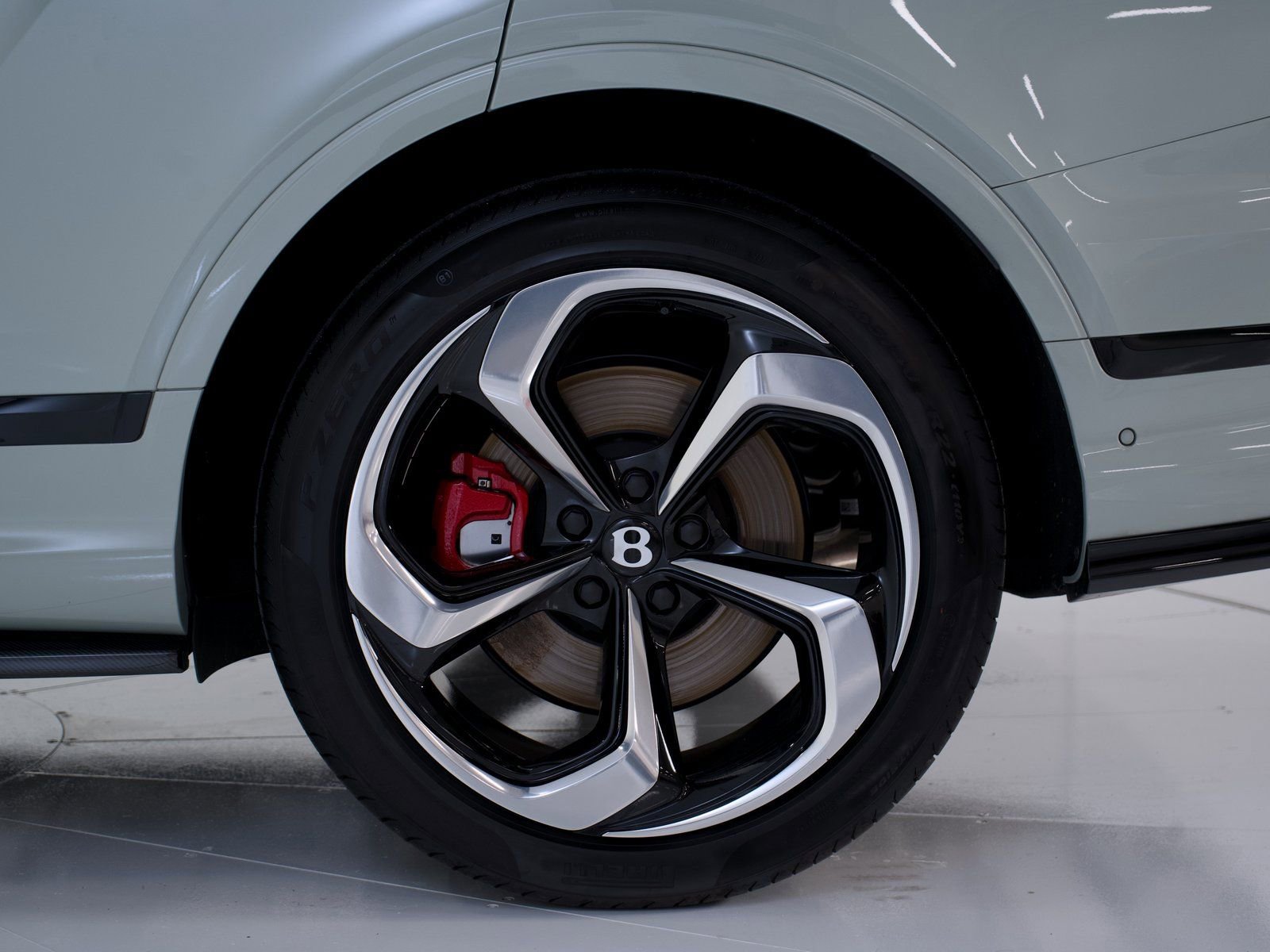 Certified 2025 Bentley Bentayga image 45