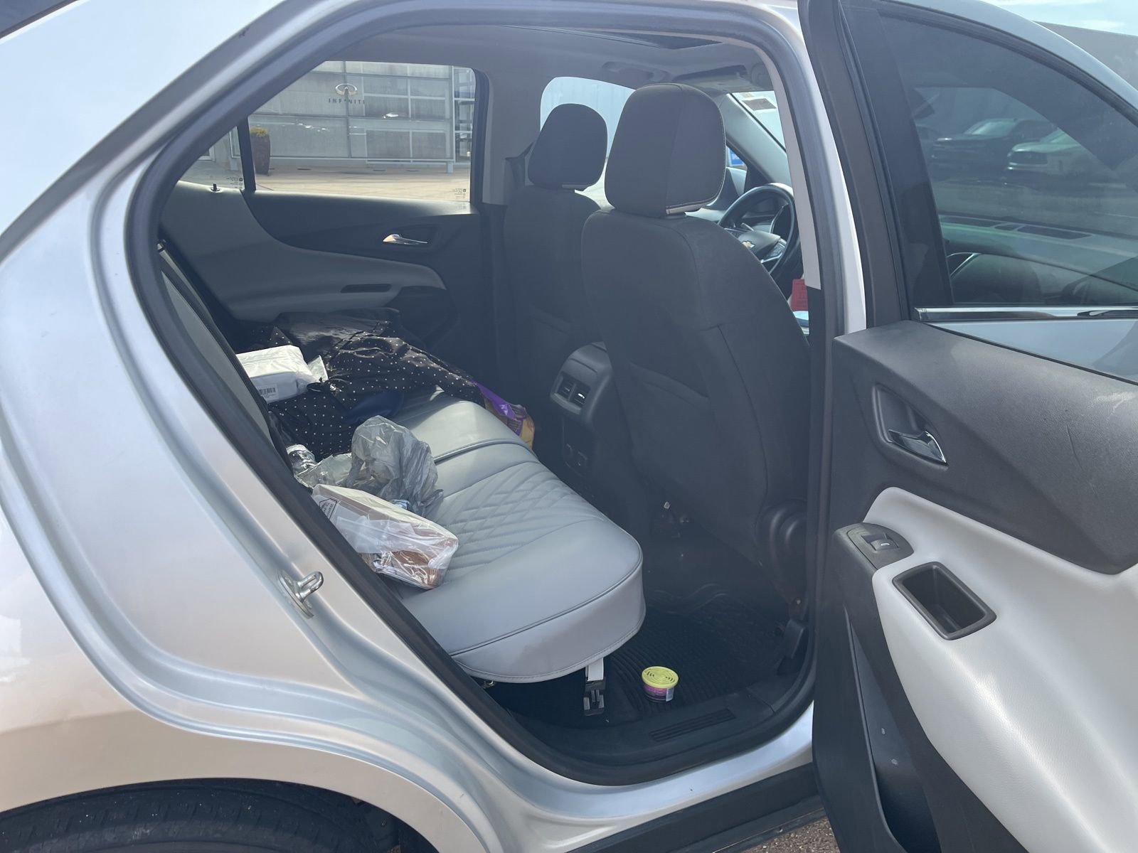 Used 2018 Chevrolet Equinox LT image 21