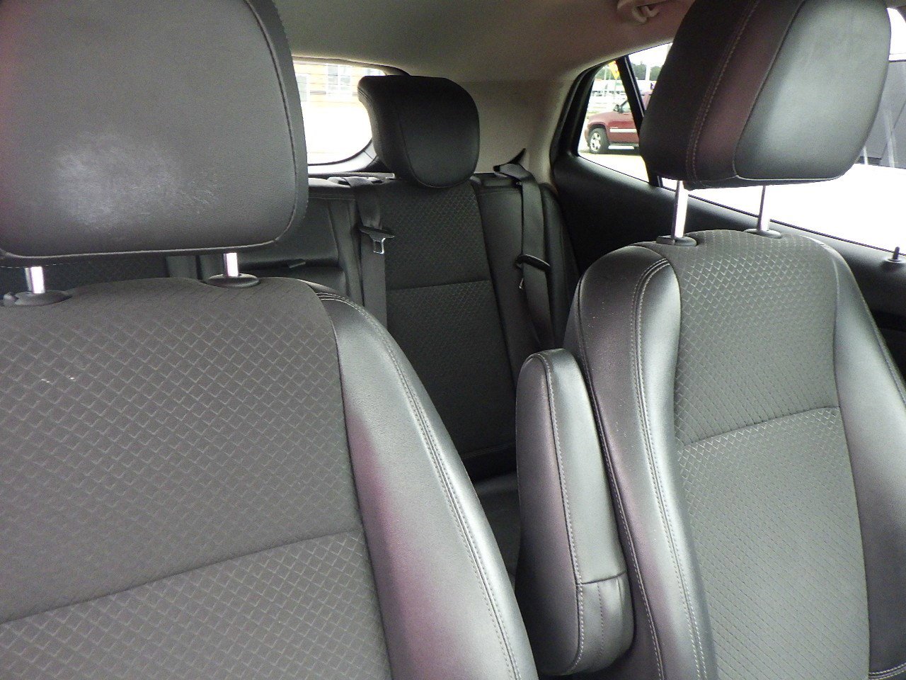 Used 2022 Buick Encore Preferred image 3