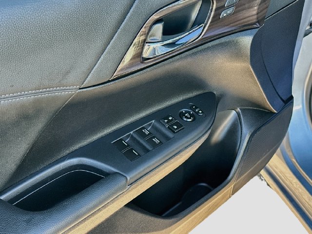 Used 2016 Honda Accord EX-L image 18