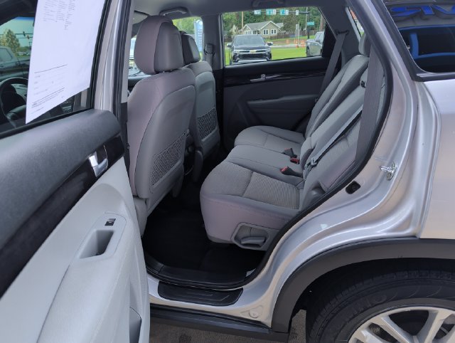 Used 2015 Kia Sorento LX FWD image 22