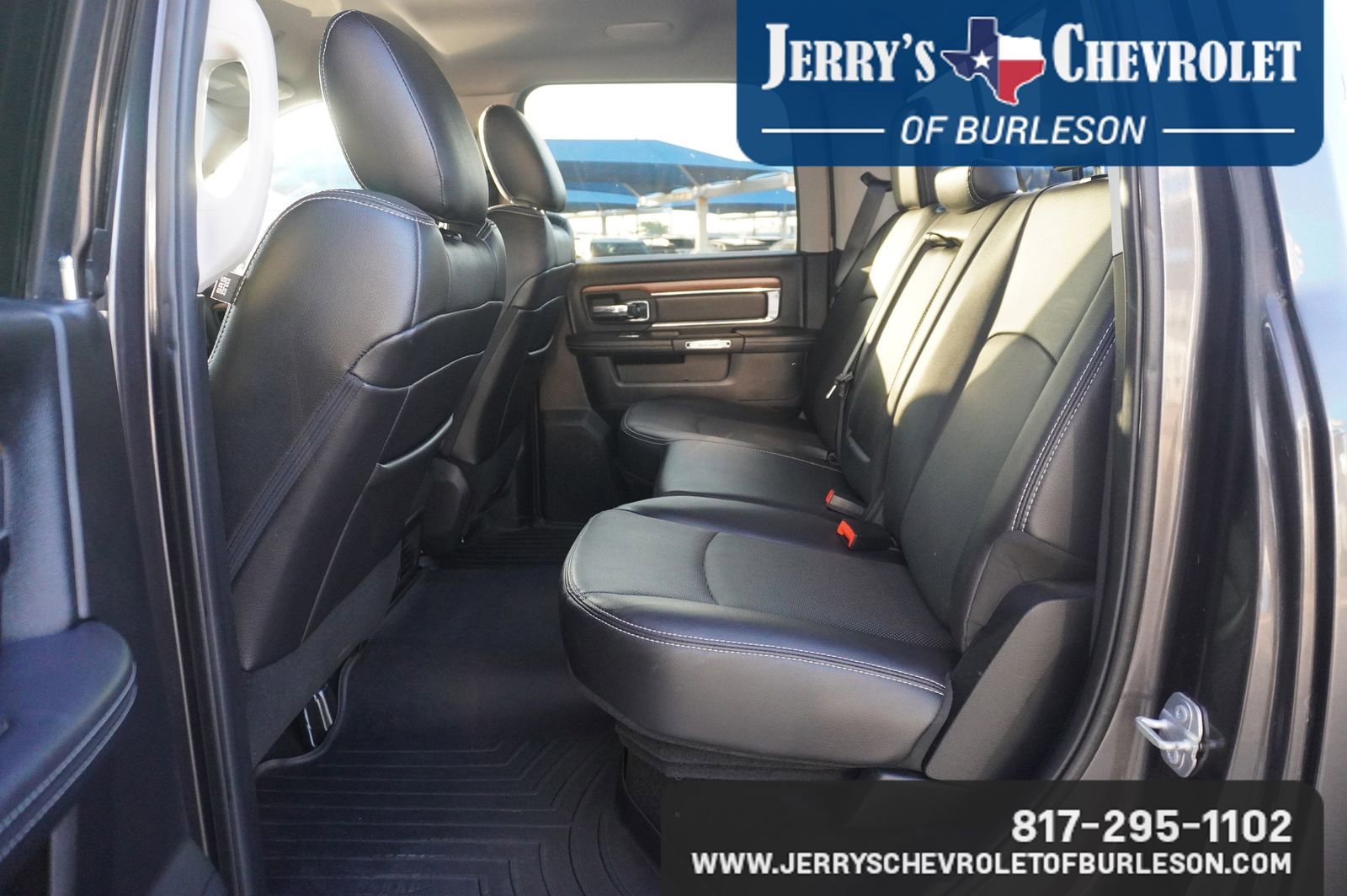 Used 2017 RAM 2500 Laramie AWD/4WD image 6