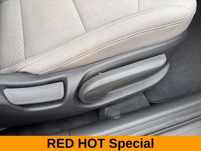 Used 2019 Hyundai Elantra SE image 37