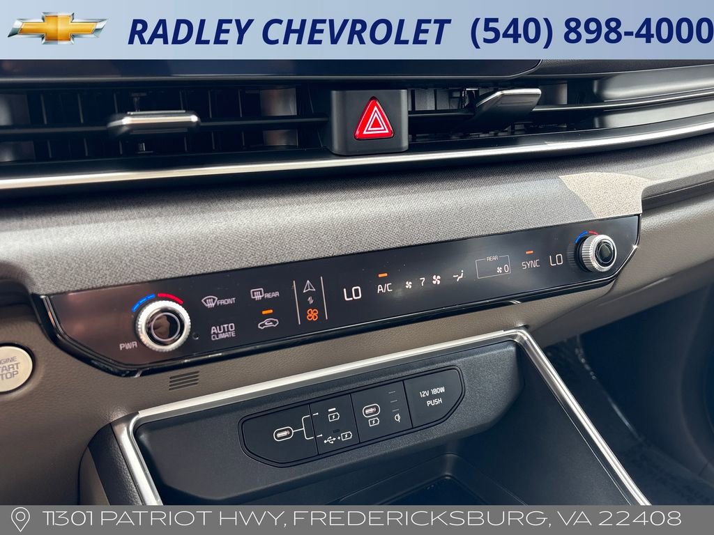 Used 2026 Kia Carnival SX FWD image 10