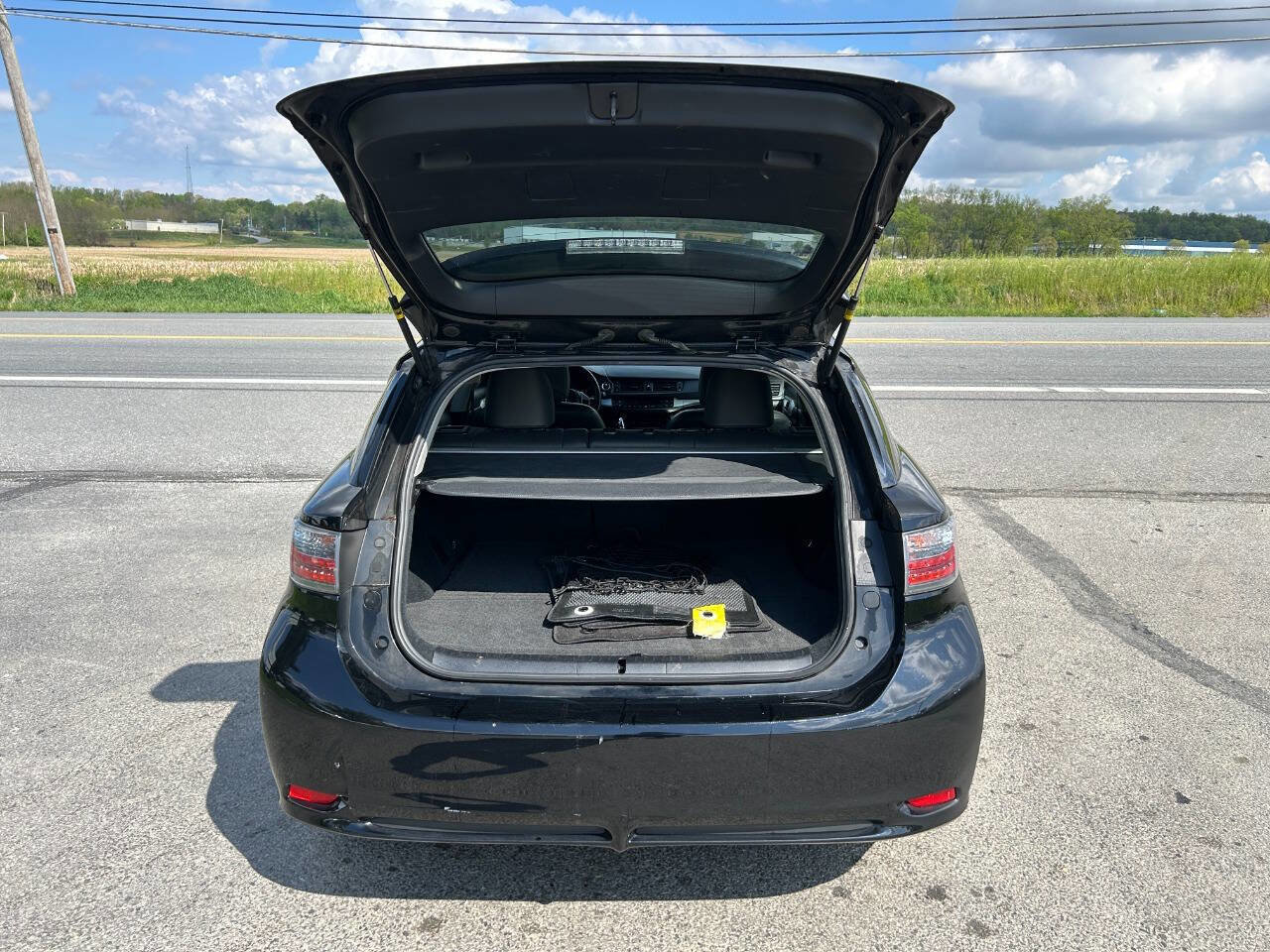 Used 2013 Lexus CT 200h FWD image 12