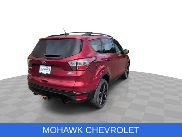 Used 2017 Ford Escape SE w/ Equipment Group 201A AWD/4WD image 9