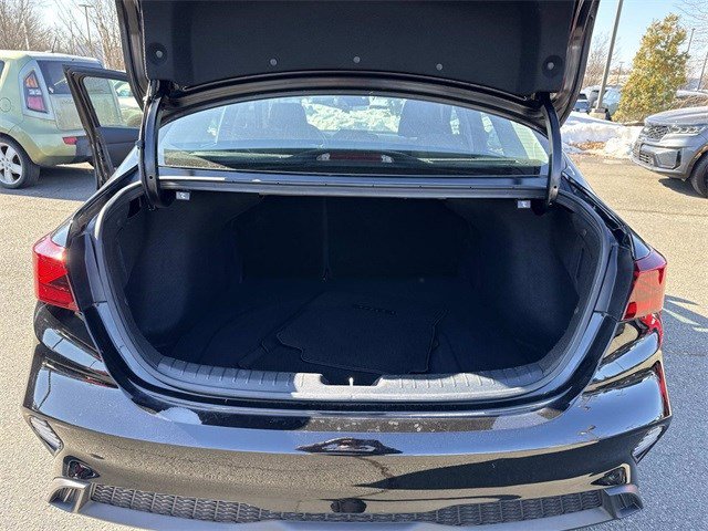 Used 2023 Kia Forte LXS image 12