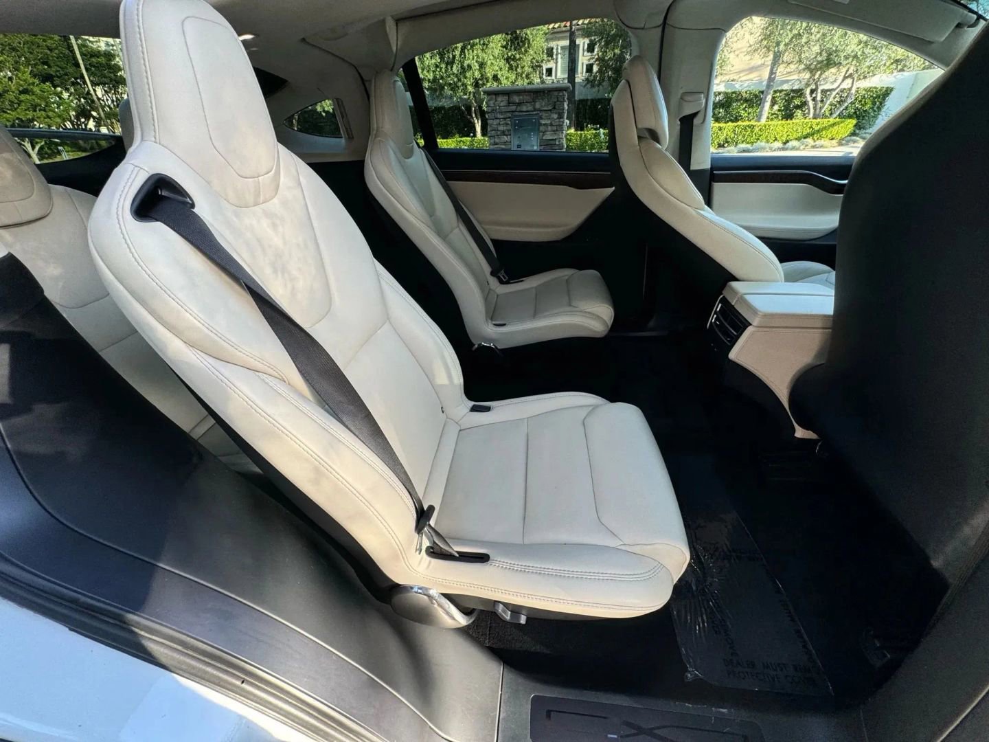 Used 2017 Tesla Model X 75D image 16