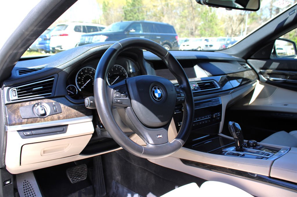 Used 2012 BMW 750Li image 16