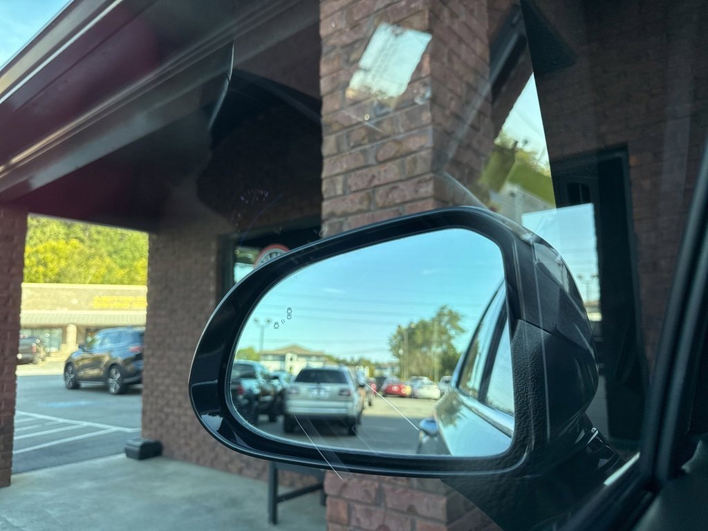 Used 2019 Hyundai Santa Fe Ultimate image 21