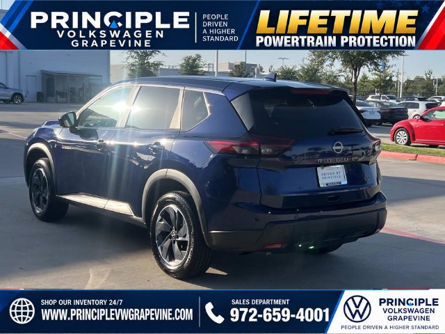 Used 2024 Nissan Rogue SV FWD image 7